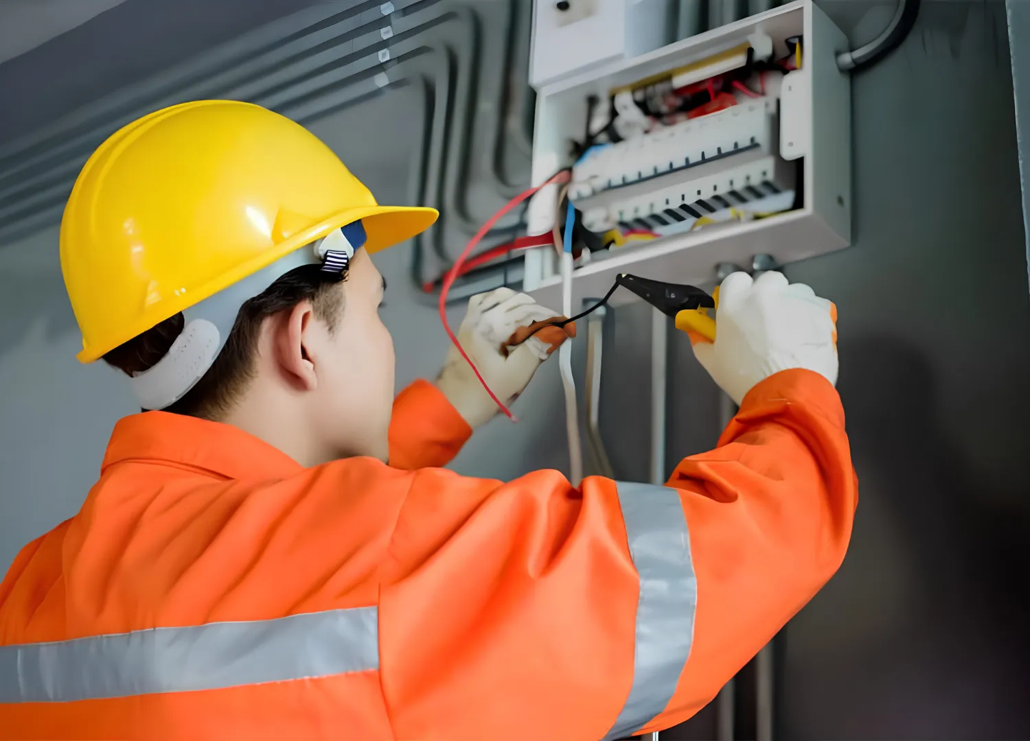 Electrical Engineering & Maintenance (1)